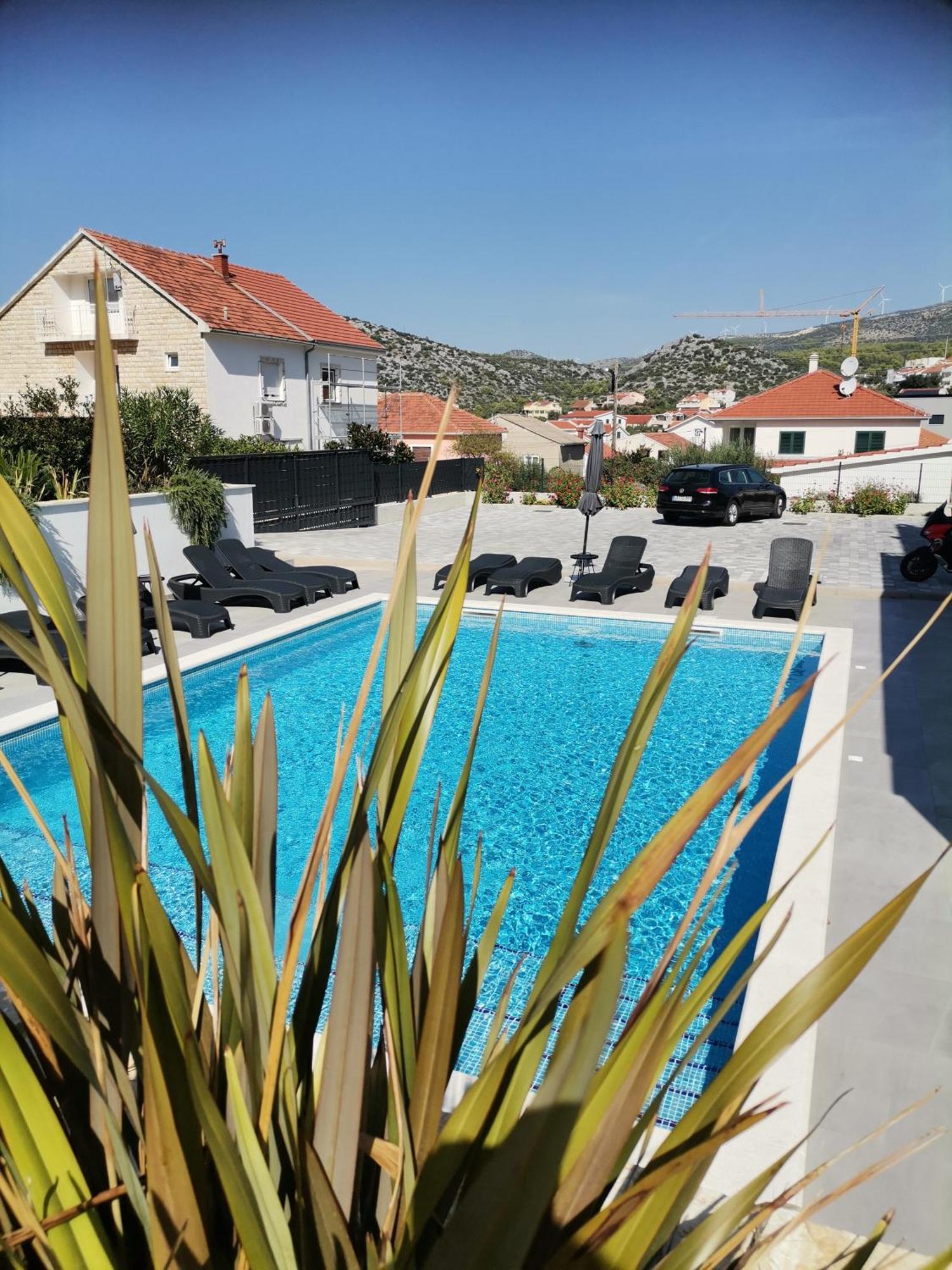 Villa Barbara & Zoran With Heated Swimming Pool Seget Vranjica Eksteriør billede